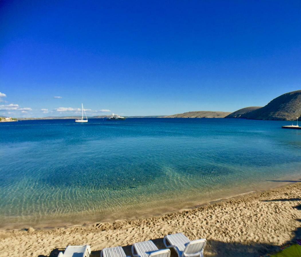 Sea View Nini