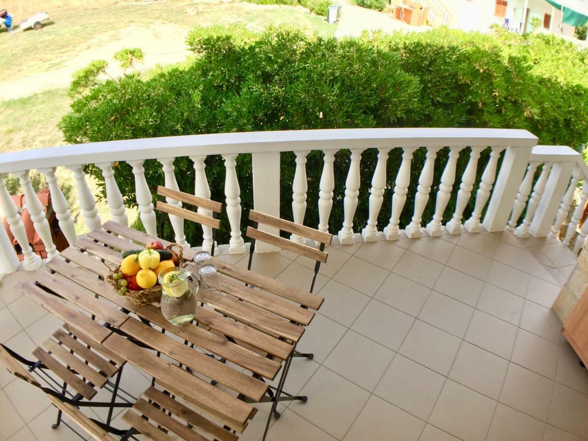 Sea View Nini Apartma